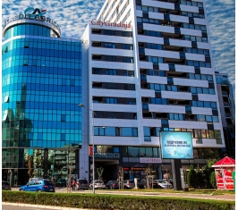 Novi Sad - LED Ekran - Ugao Bul. Oslobođenja i Braće Ribnikar JP